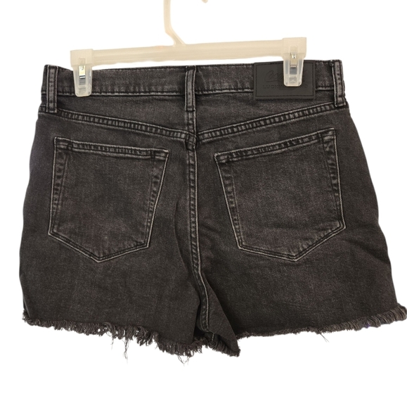 COCA-COLA X LUCKY BRAND HI-RISE MOM SHORT. SIZE 8/29 - Picture 3 of 14